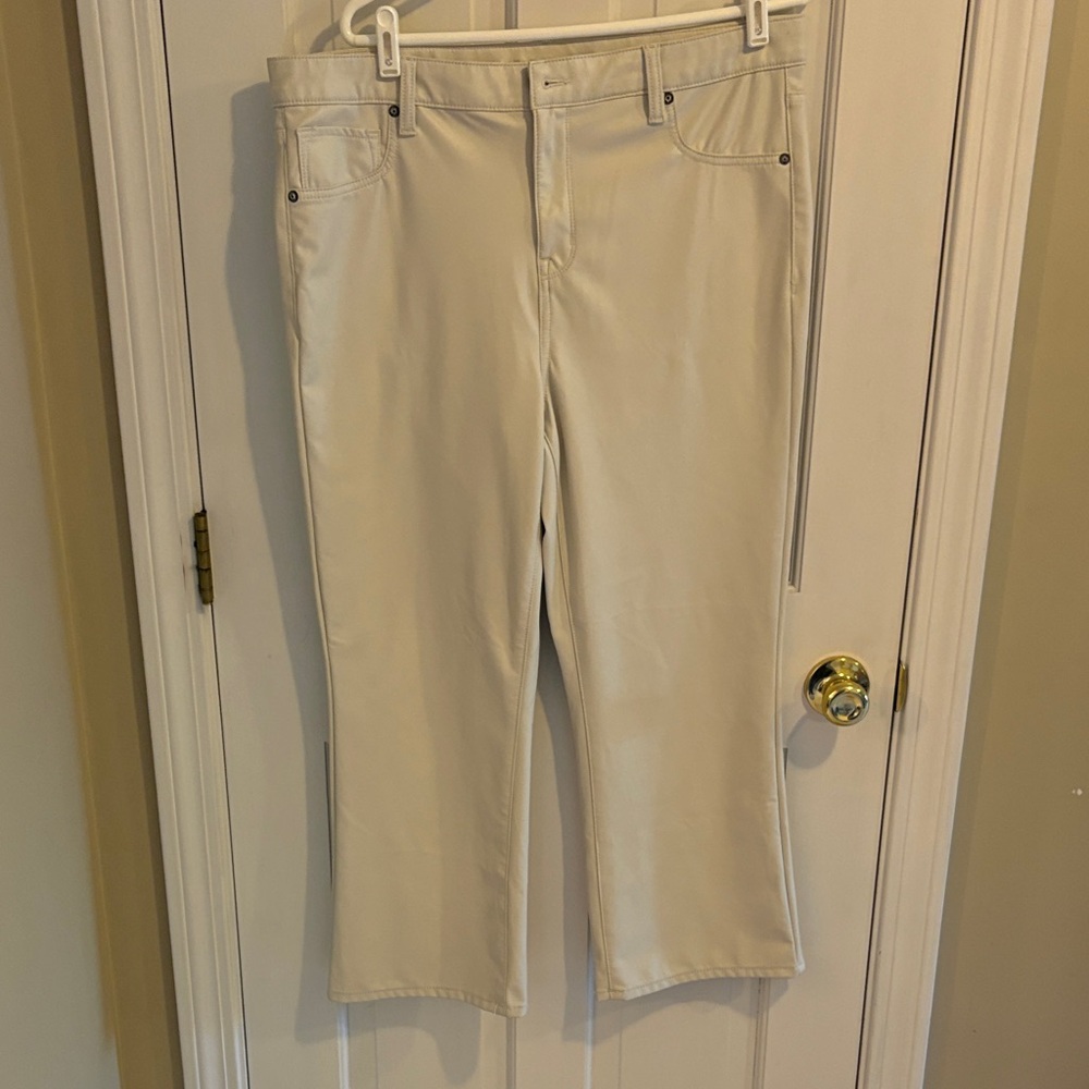 American eagle 16 regular Elegant Cream faux Leather Pants like new
